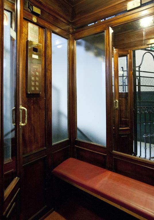 Hostal Santa Isabel Madrid Kültér fotó