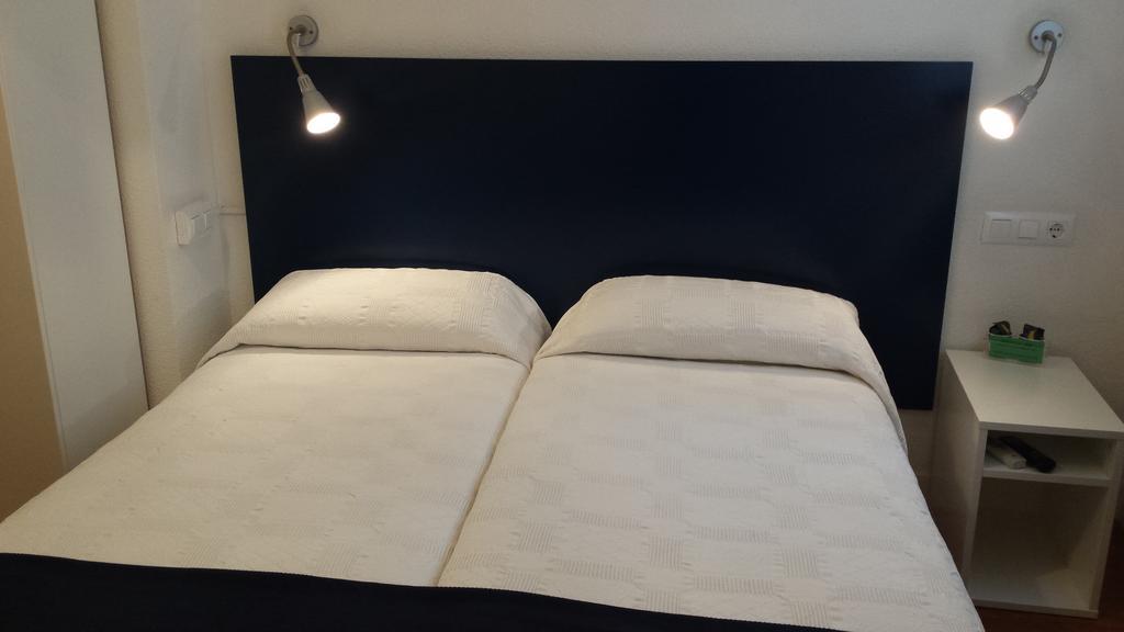 Hostal Santa Isabel Madrid Kültér fotó
